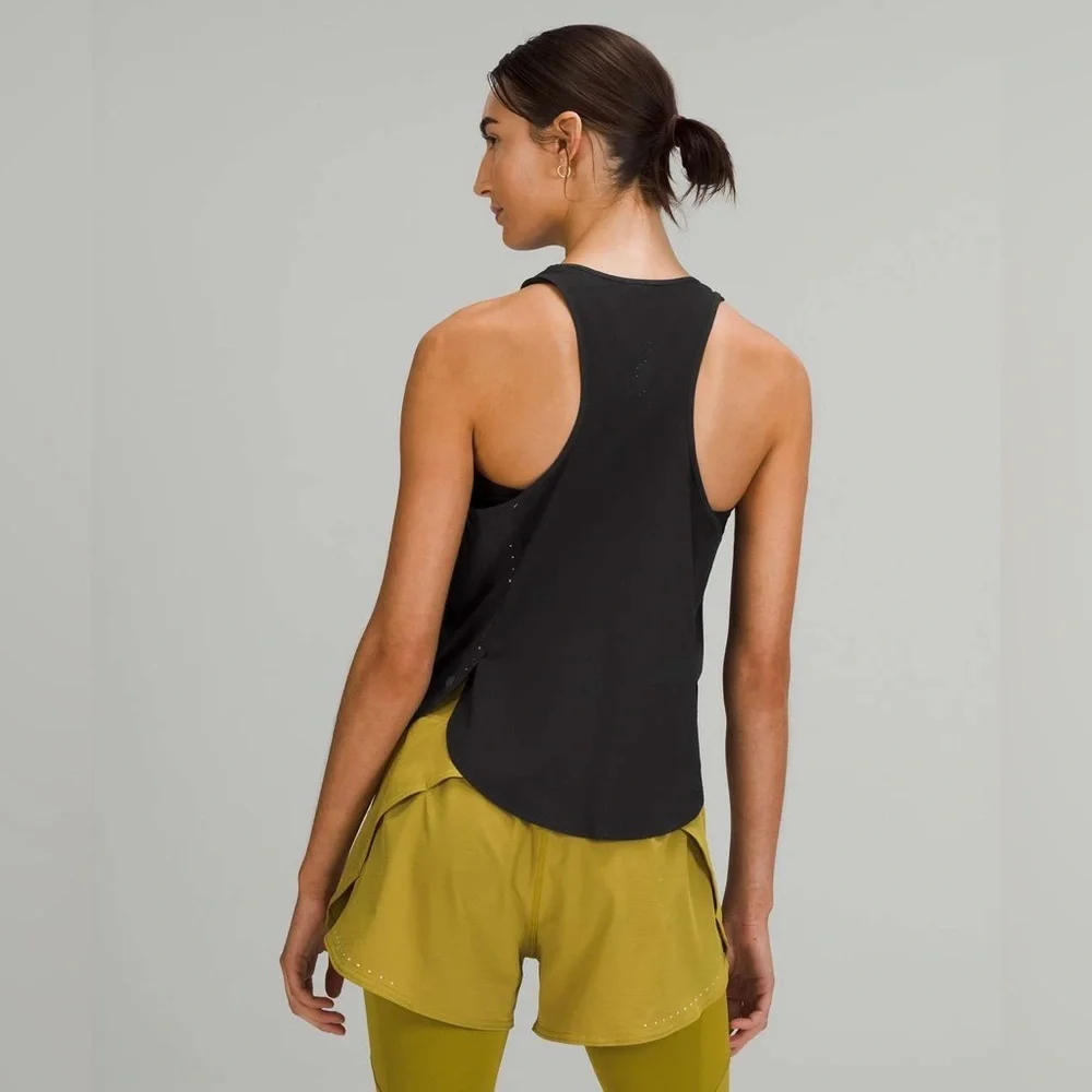 101 Lululemon Lightweight Stretch Run Tank - Black